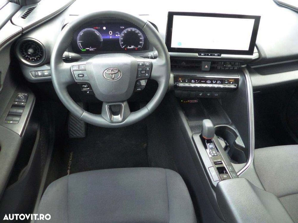 Toyota C-HR 1.8 Hybrid Team Deutschland - 10