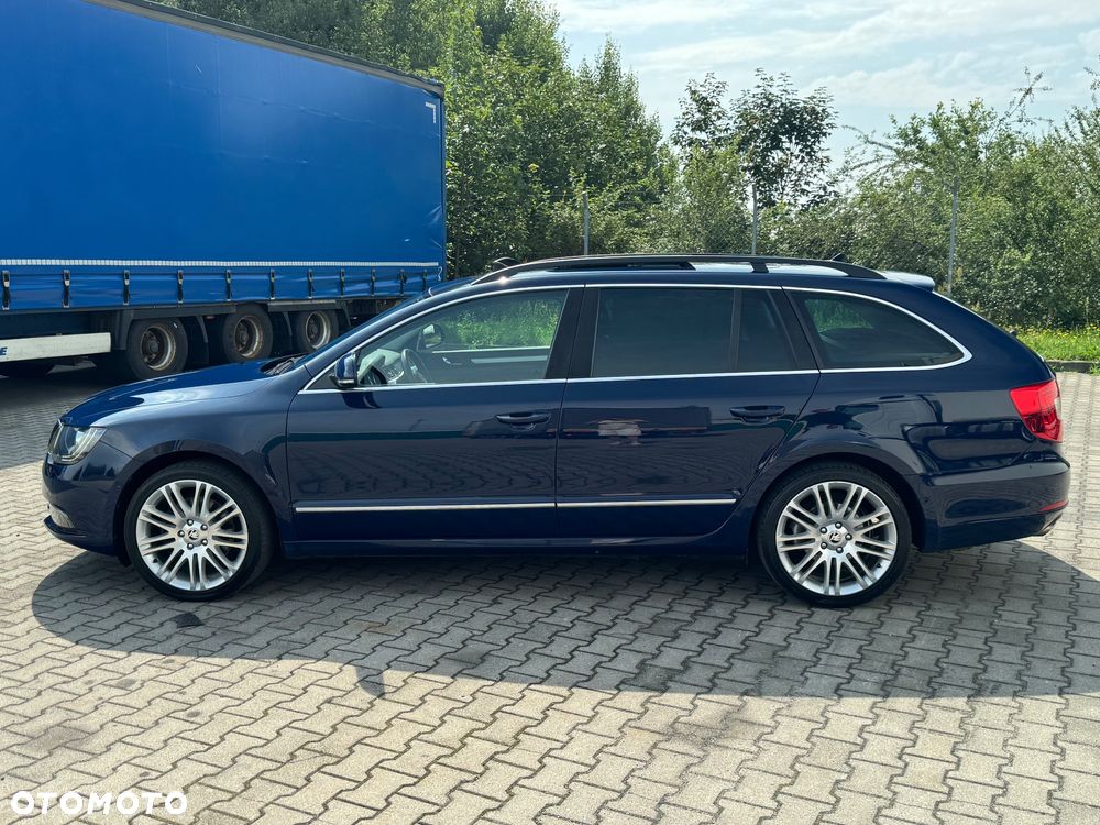 Skoda Superb 2.0 TDI Elegance - 13