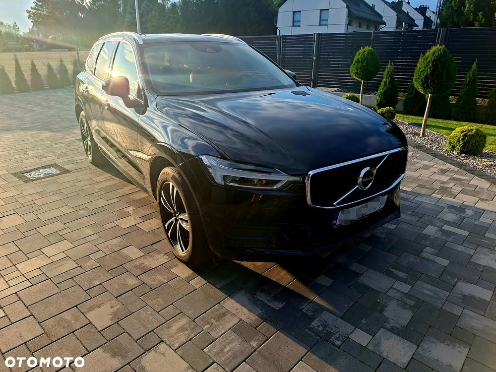 Volvo XC 60 D4 Momentum Pro - 1