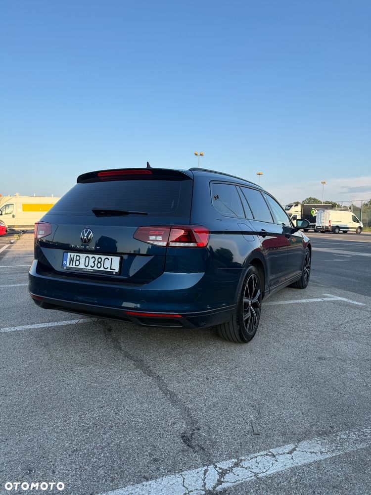 Volkswagen Passat Variant 1.5 TSI EVO Essence DSG - 3