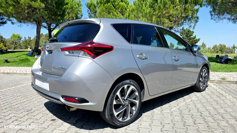 Toyota Auris 1.2T Comfort+Pack Techno +P.Sport - 12
