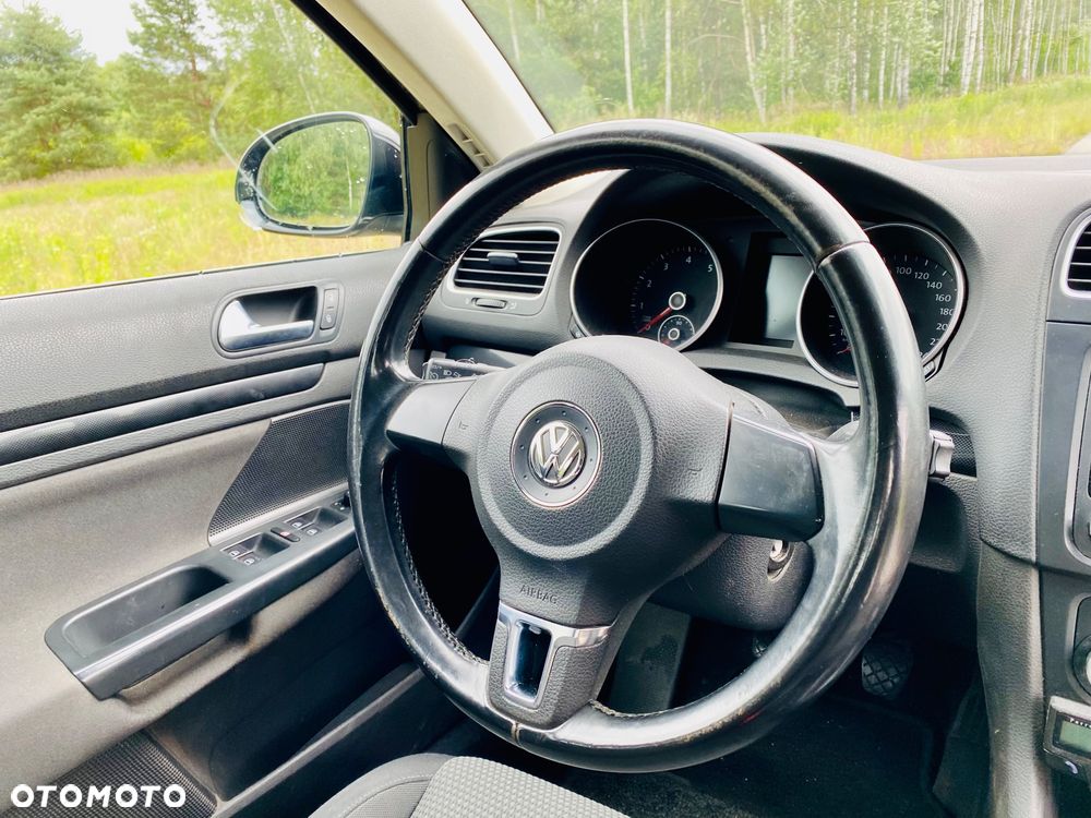 Volkswagen Golf 1.2 TSI BlueMotion Technology Comfortline - 39