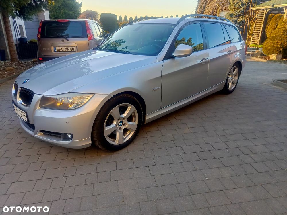 BMW Seria 3 320i - 17