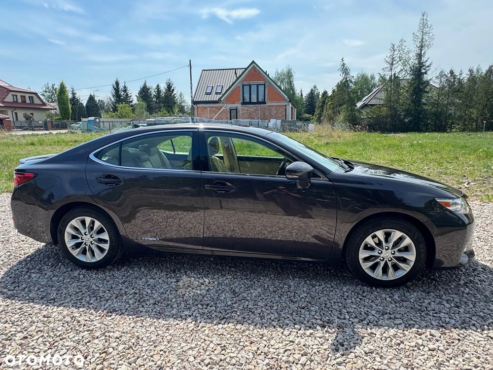 Lexus ES Standard - 8