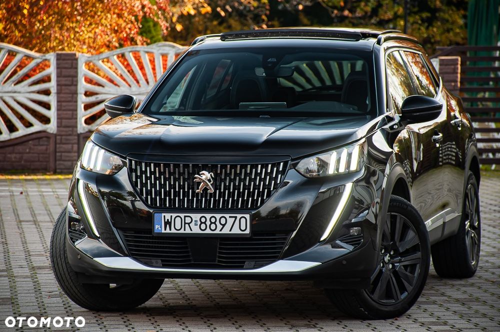 Peugeot 2008 PureTech 155 EAT8 GT Pack - 1