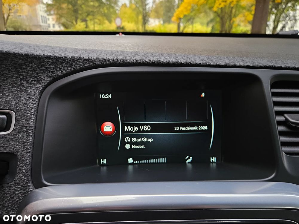 Volvo V60 D4 Drive-E Momentum - 32