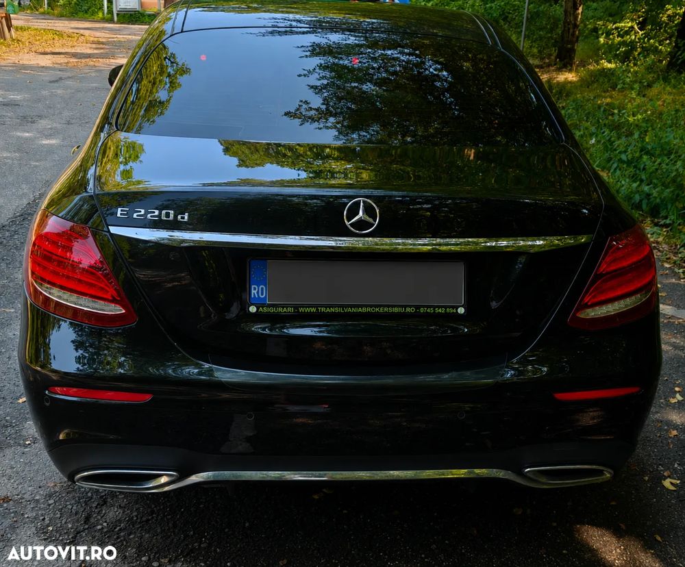 Mercedes-Benz E 220 d Aut. - 3