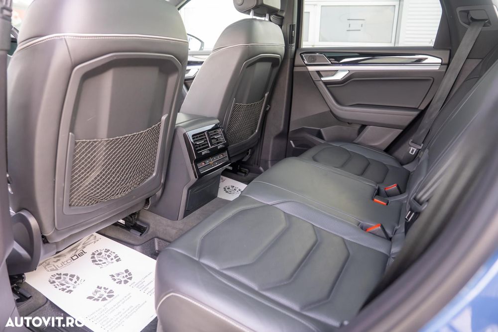 Volkswagen Touareg 3.0 V6 TDI 4Motion DPF Automatik Atmosphere - 17