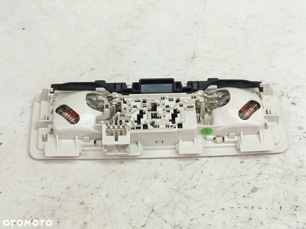 LAMPKA OŚWIETLENIA WNĘTRZA VW PASSAT B8 5G0947291K - 4