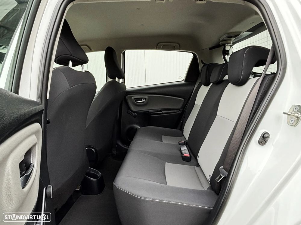 Toyota Yaris 1.0 VVT-i Comfort +PS Style +P.Techno - 12