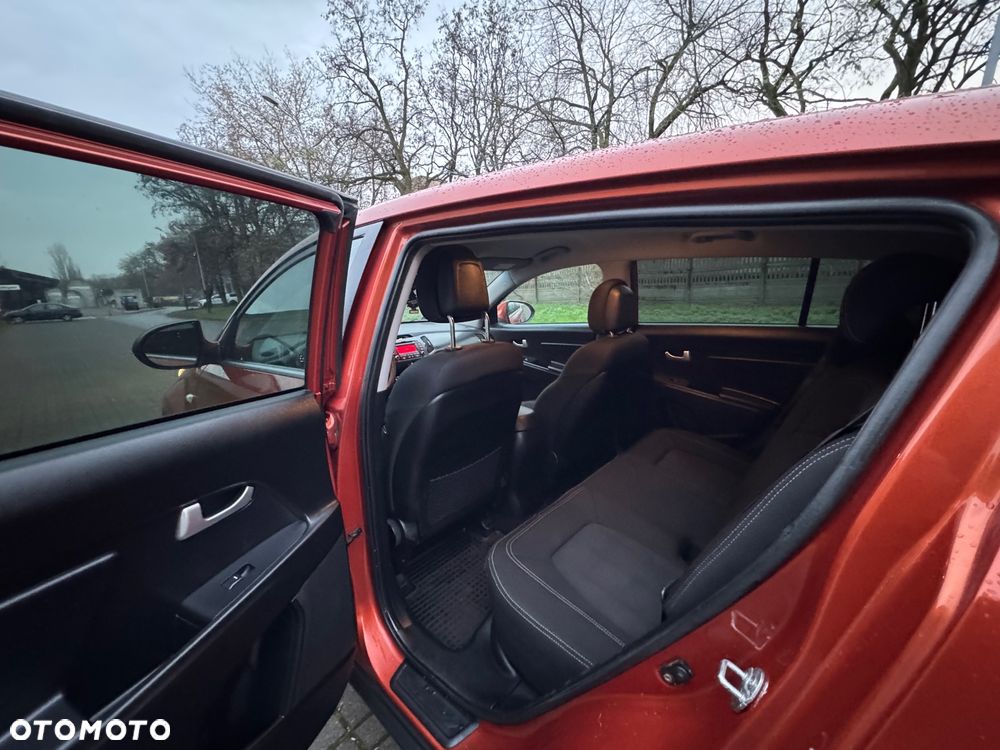 Kia Sportage 2.0 L 2WD - 18