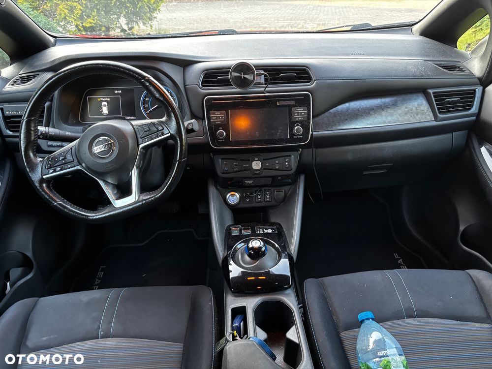 Nissan Leaf 40 kWh N-CONNECTA - 11