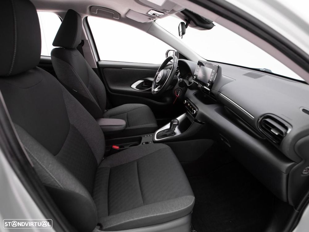 Toyota Yaris 1.5 HSD Comfort - 10