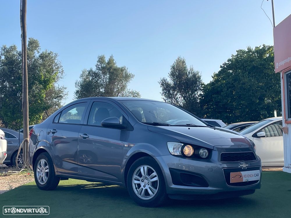 Chevrolet Aveo 1.2 LT - 2