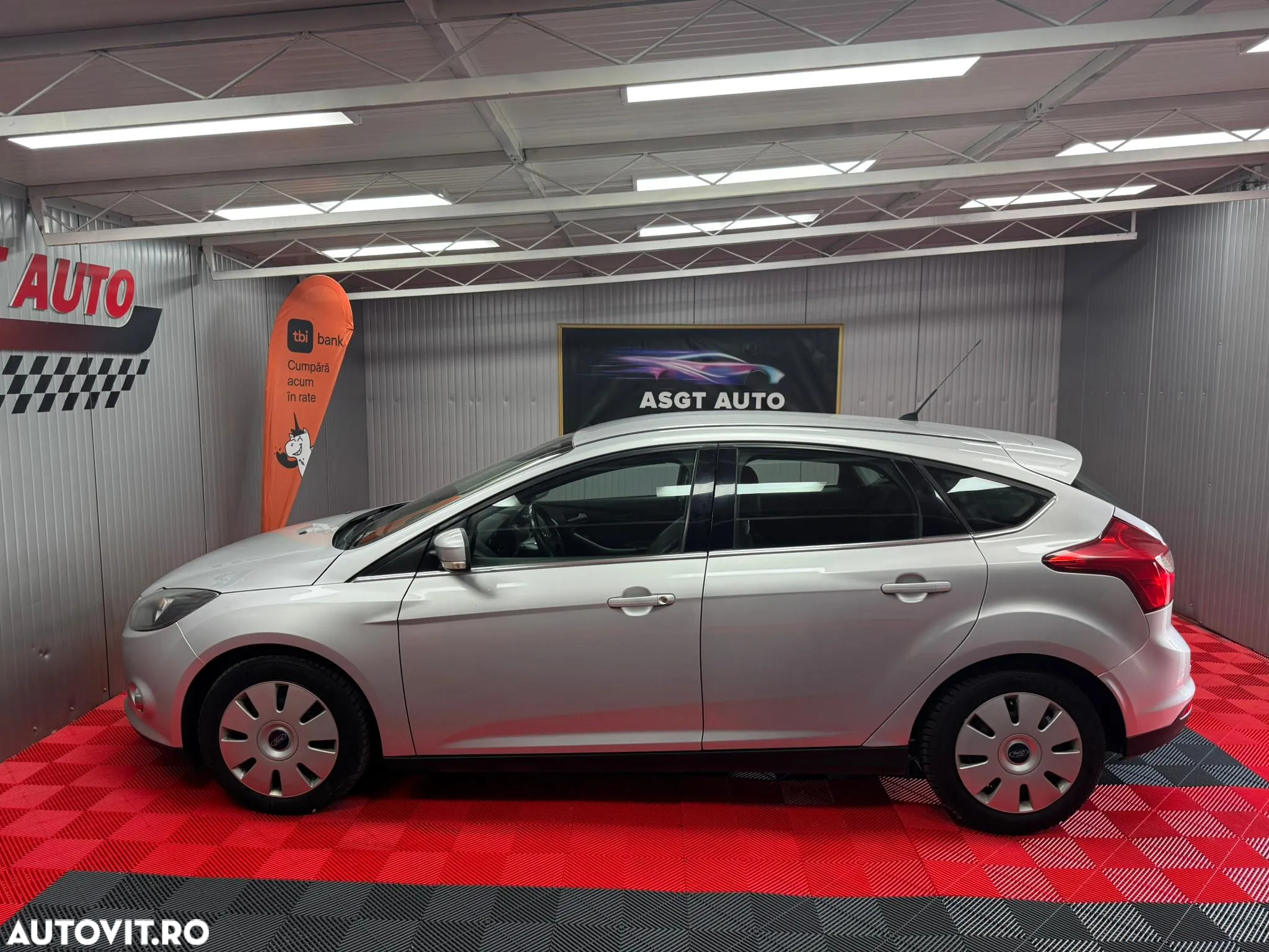 Ford Focus - 19