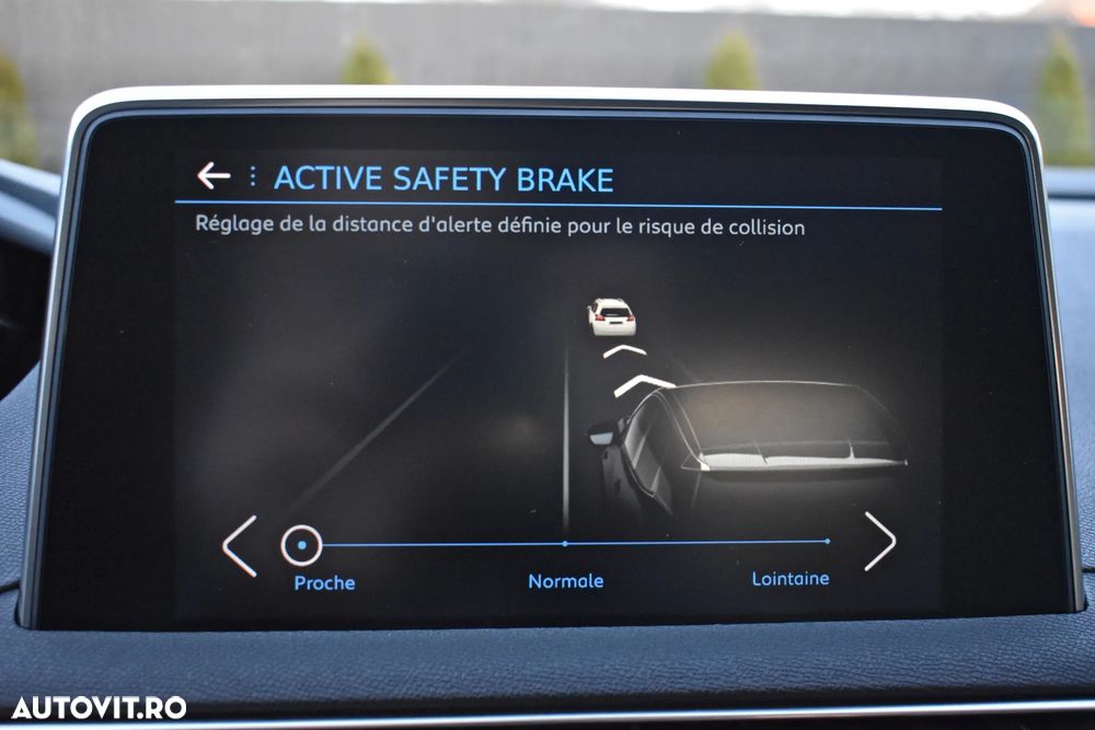 Peugeot 3008 PureTech 130 Stop & Start GPF EAT8 Allure Business-Paket - 23