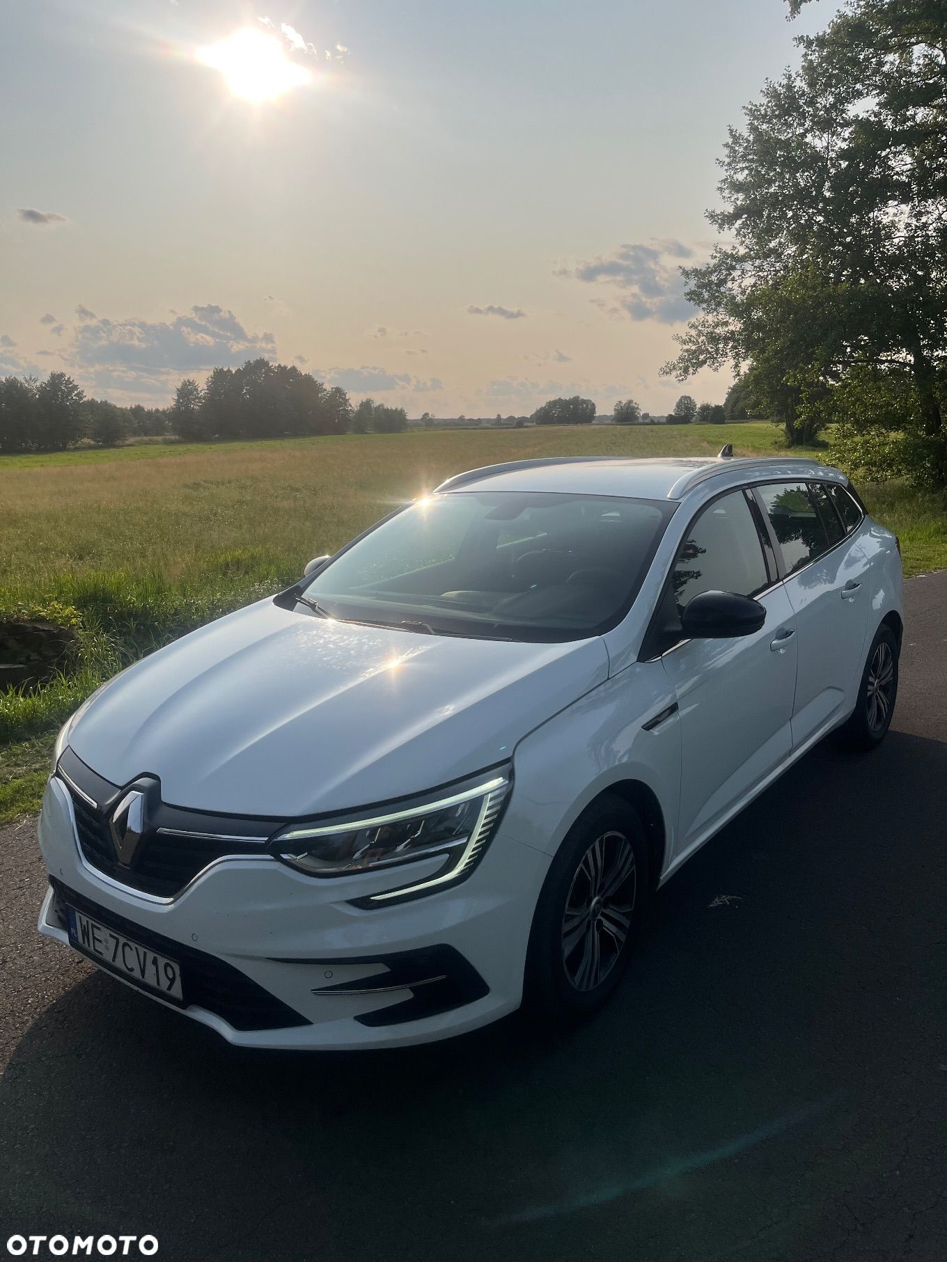 Renault Megane 1.3 TCe FAP Equilibre EDC - 1
