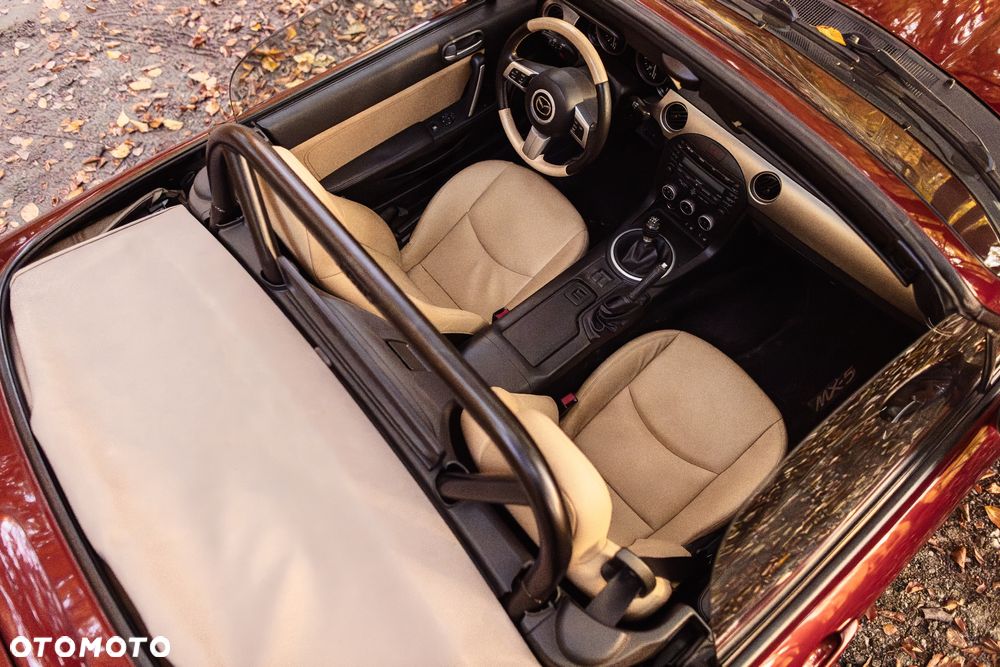 Mazda MX-5 2.0 Sport - 23