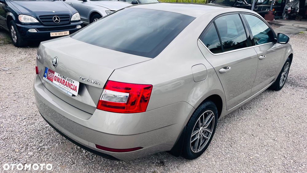Skoda Octavia - 25