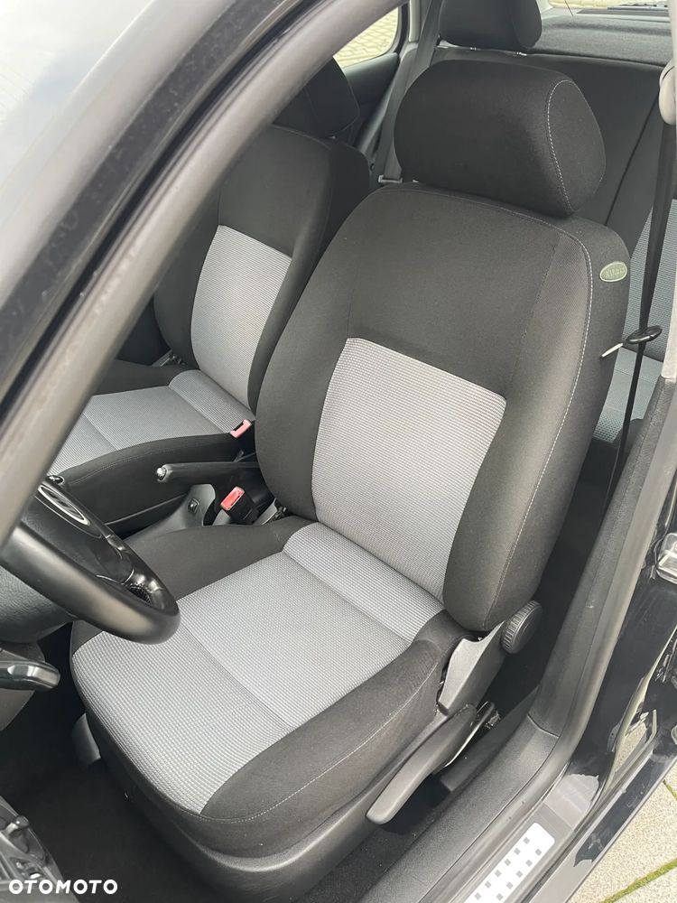 Volkswagen Golf IV 1.4 16V Comfortline - 19