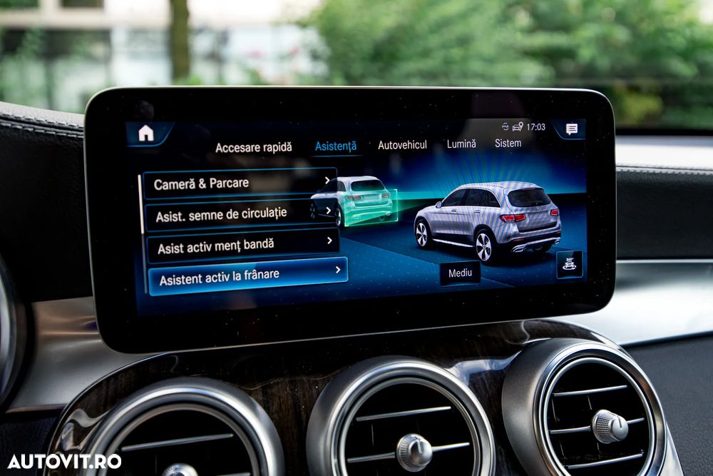Mercedes-Benz GLC 220 d 4MATIC - 22