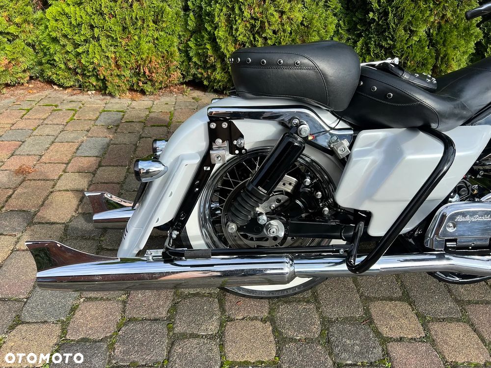 Harley-Davidson Touring Road King - 22