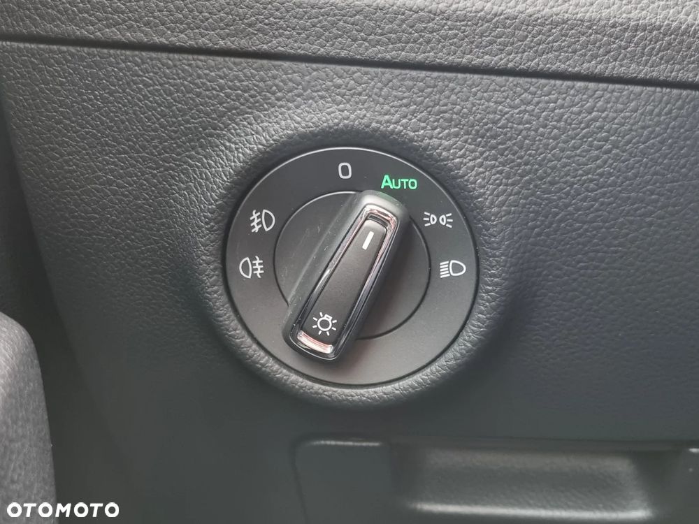 Skoda Superb 2.0 TSI L&K DSG - 34