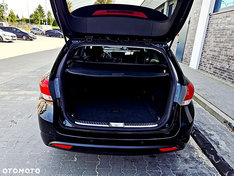 Hyundai i40 1.6 GDI BlueDrive Comfort - 11