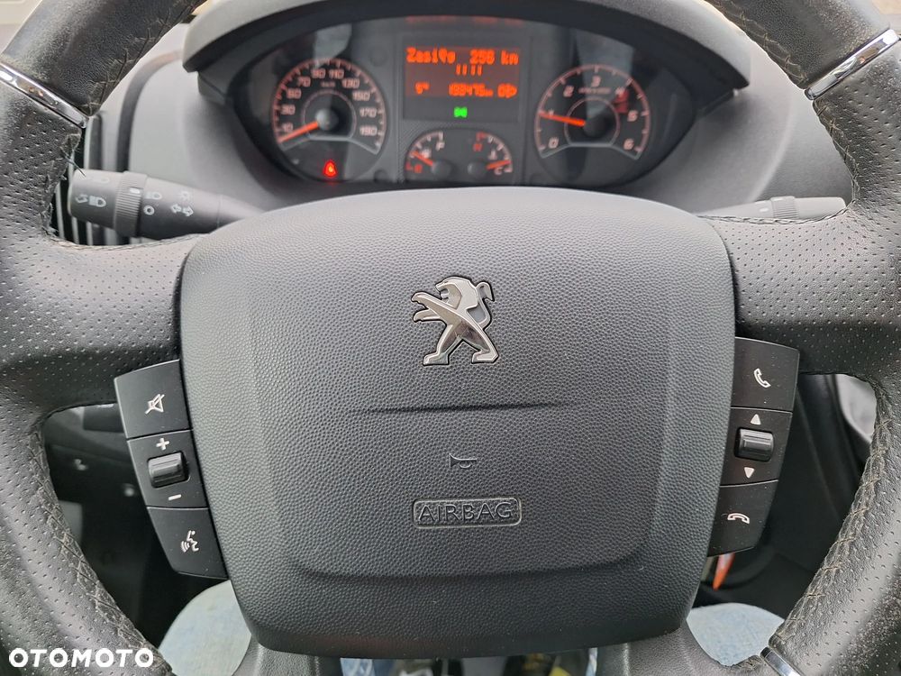 Peugeot Boxer - 25