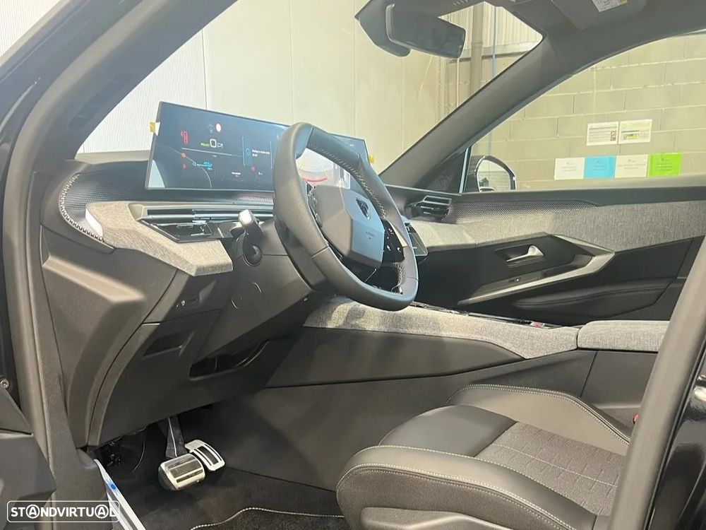 Peugeot E-3008 73 kWh GT - 10