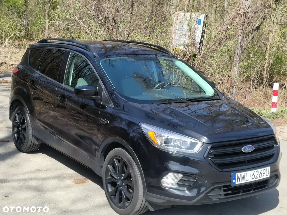 Ford Kuga 1.5 EcoBoost 4WD Trend - 1