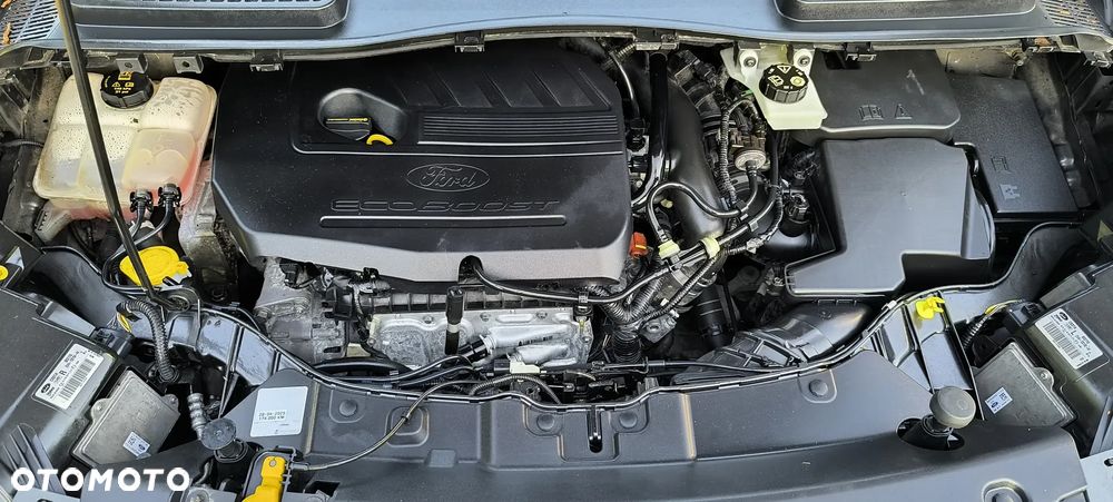 Ford Kuga 1.6 EcoBoost 2x4 Individual - 26