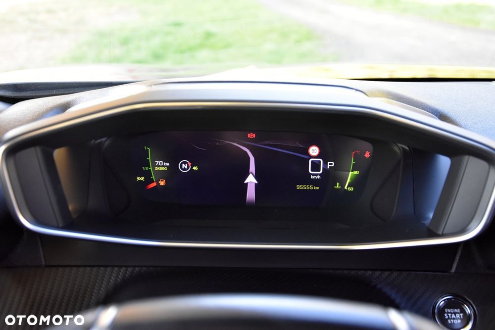 Peugeot 2008 PureTech 130 EAT8 GT - 35