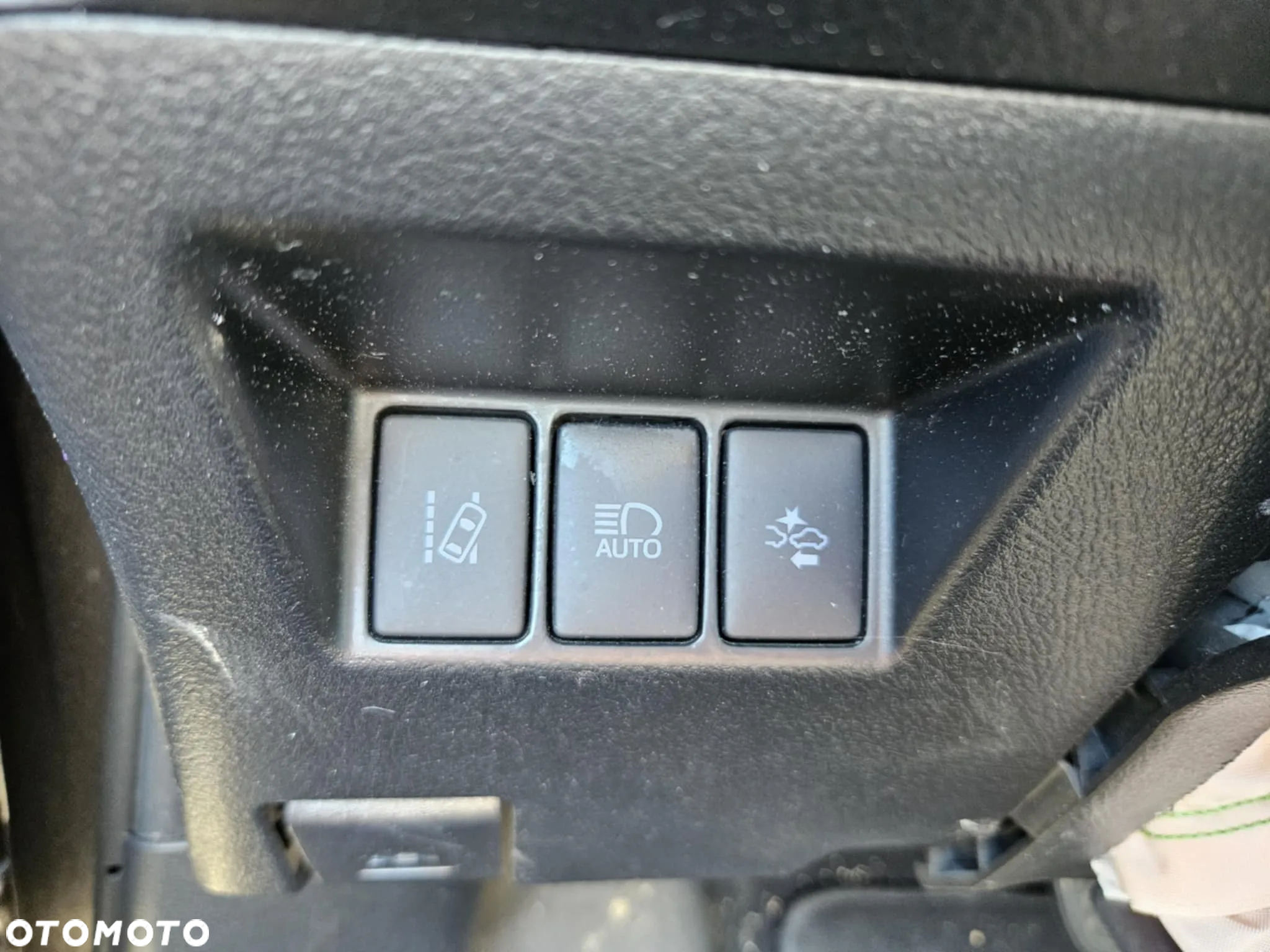 Toyota Yaris Hybrid 1.5 VVT-i Comfort - 12