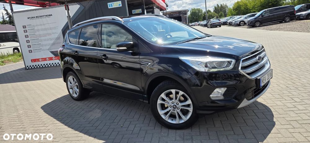 Ford Kuga 1.5 EcoBoost 2x4 Titanium - 20