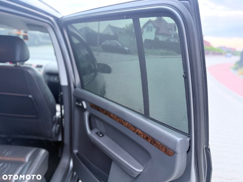 Volkswagen Touran 2.0 TDI DPF Highline DSG - 19