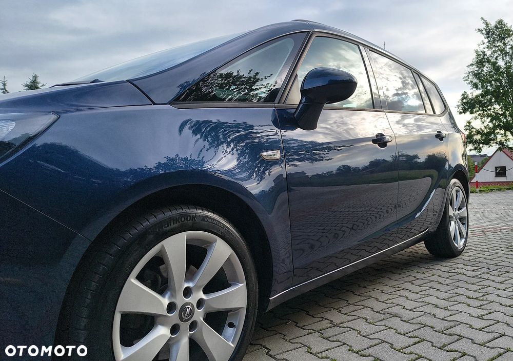 Opel Zafira - 9