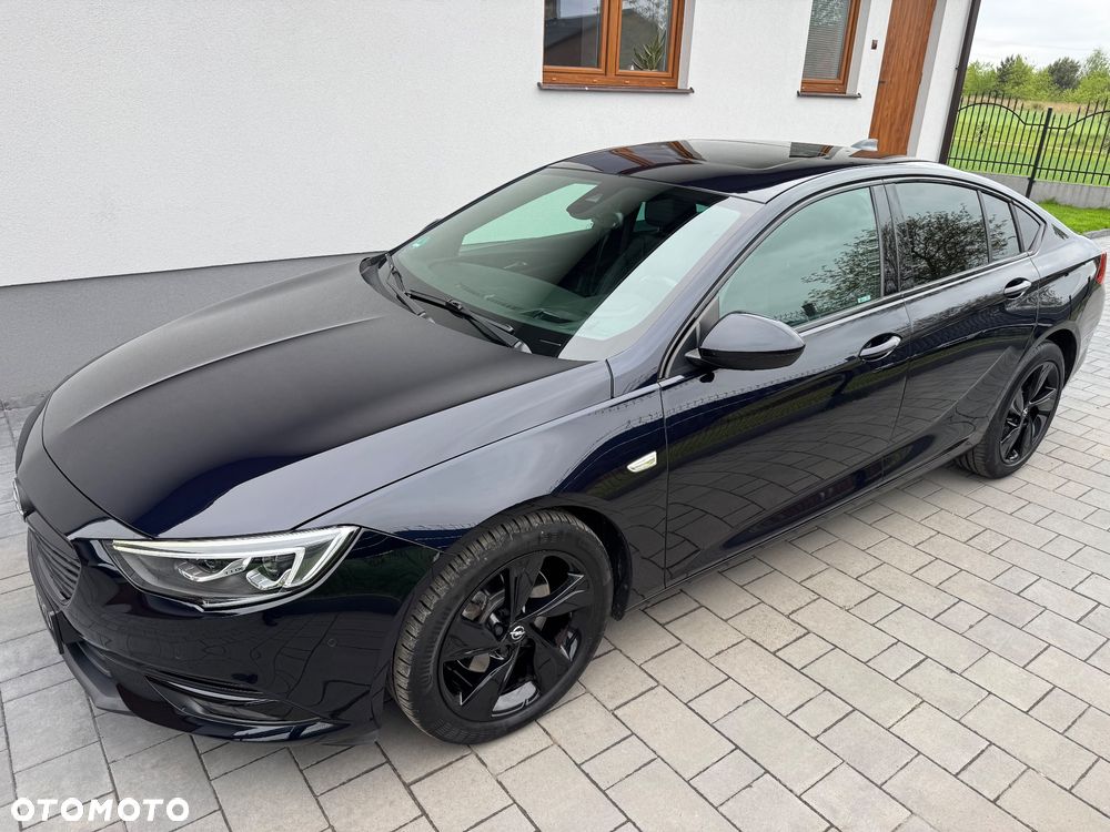 Opel Insignia 2.0 BiTurbo 4x4 Exclusive - 12