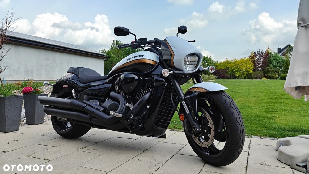 Suzuki Boulevard - 1