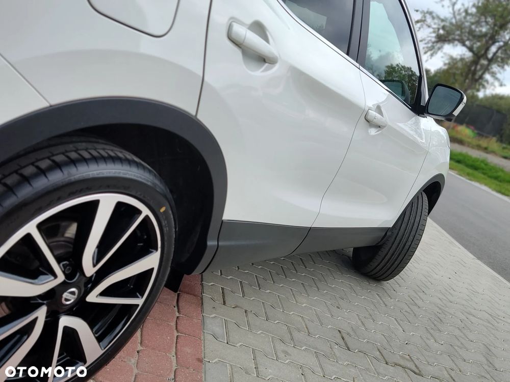 Nissan Qashqai 1.6 DIG-T TEKNA+ - 13