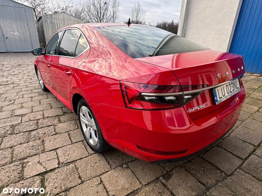 Skoda Superb 2.0 TDI SCR Style DSG - 9