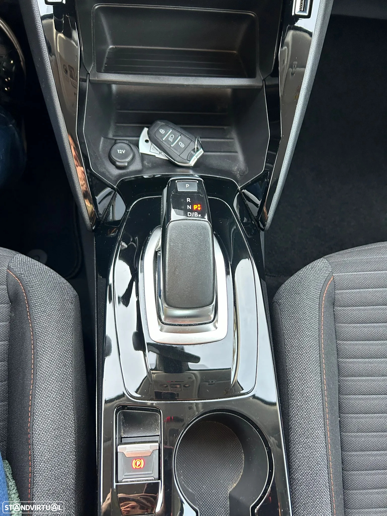 Peugeot e-208 50 kWh Active Pack - 8