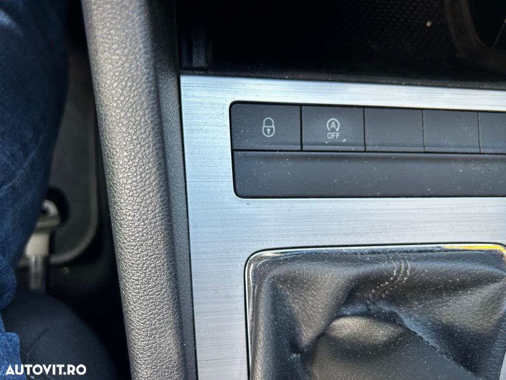 Skoda Octavia Combi 1.6 TDI Drive - 15