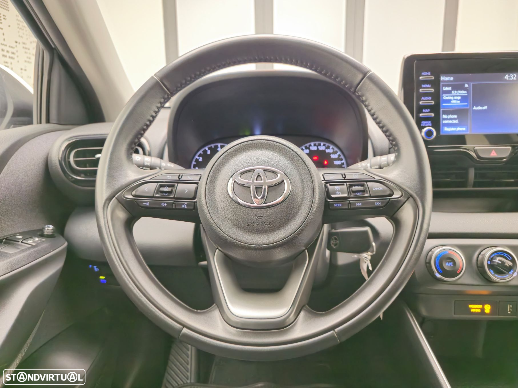 Toyota Yaris 1.0 VVT-i Comfort Plus - 12