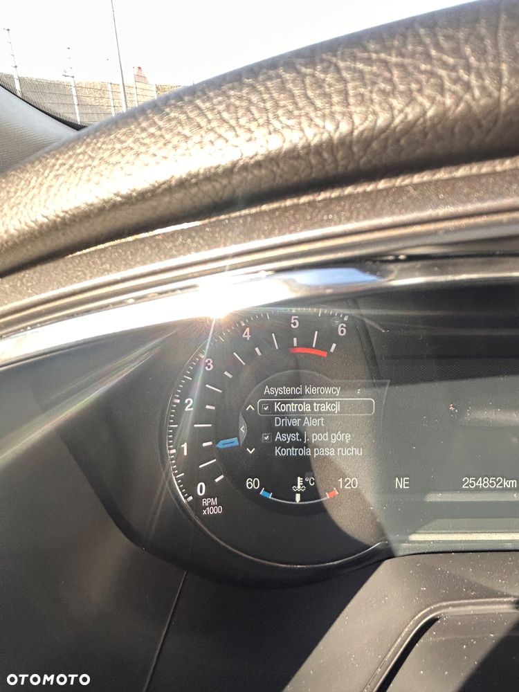 Ford Mondeo 2.0 TDCi Titanium - 8