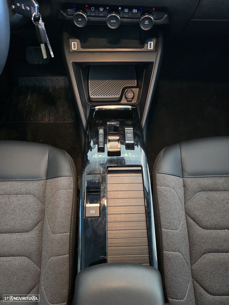 Citroën C4 1.5 BlueHDi Shine EAT8 - 10