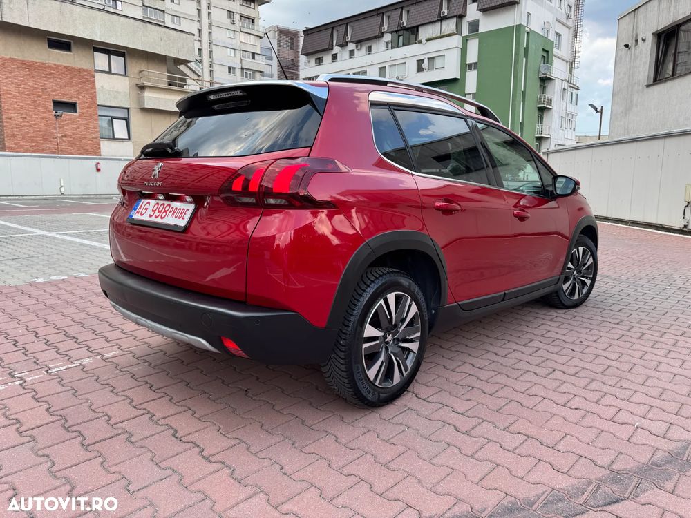 Peugeot 2008 PureTech 110 Stop&Start EAT6 Allure - 32