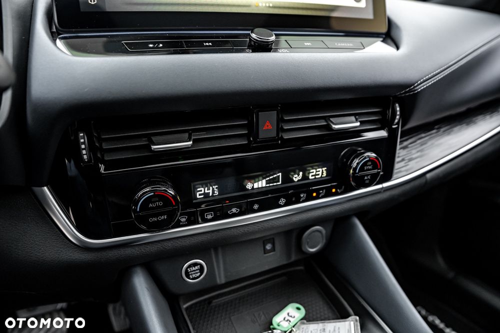 Nissan Qashqai 1.3 DIG-T Tekna DCT - 32