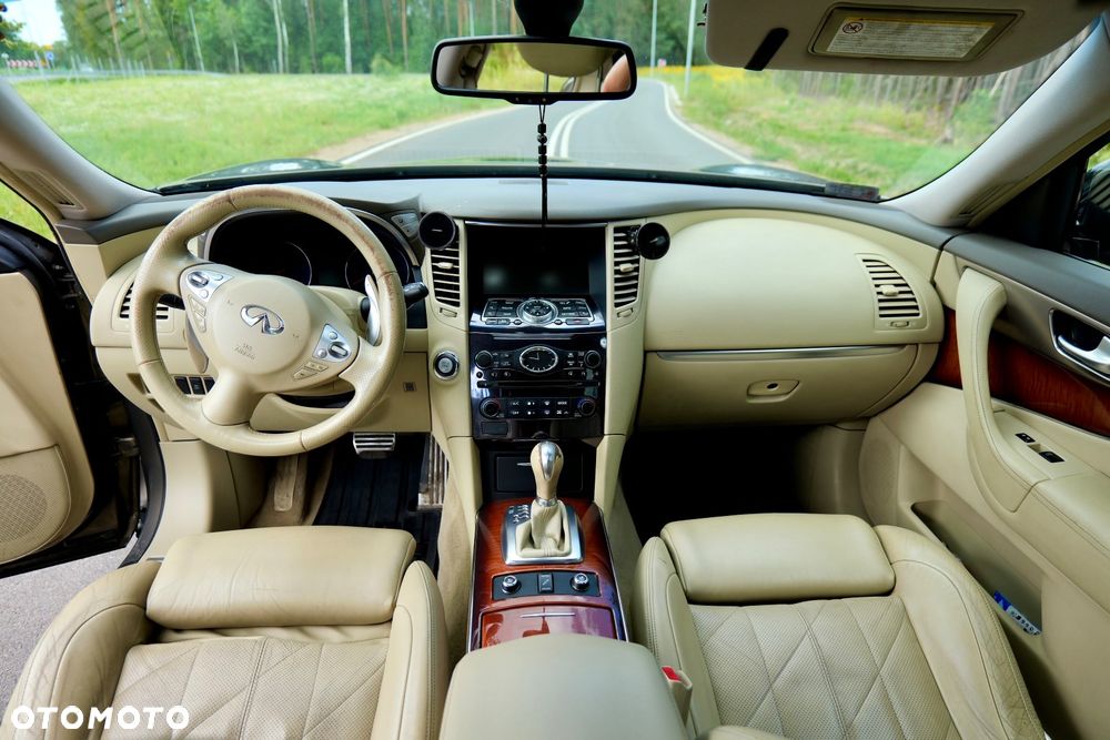 Infiniti FX FX30d S Premium - 12