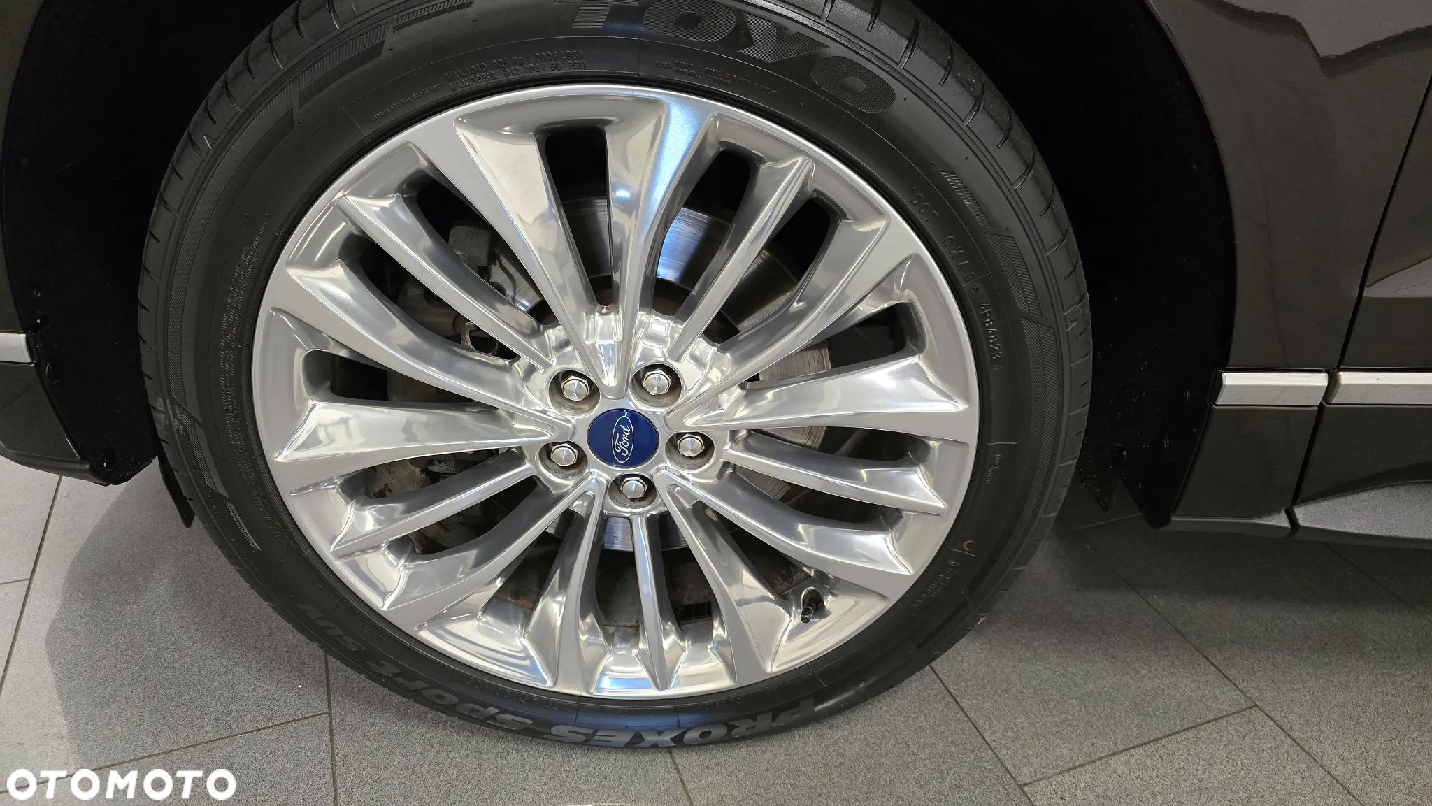 Ford Edge 2.0 EcoBlue Bi-Turbo 4x4 Vignale - 17